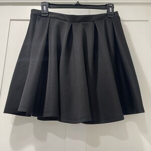 Akira Skirt Size L